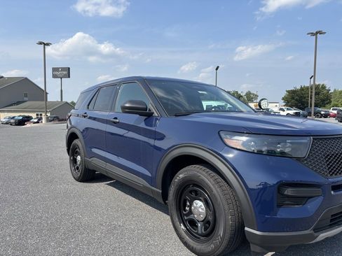 New 2025 Ford Explorer 4WD Police Interceptor image 3