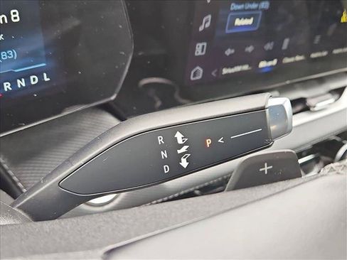 Used 2025 Chevrolet Equinox LT AWD/4WD image 12