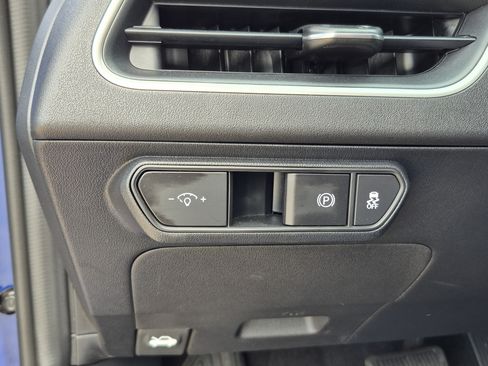 Used 2025 Kia K4 FWD image 31