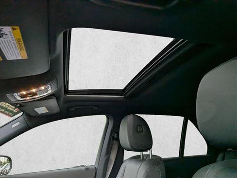 Certified 2025 Mercedes-Benz GLE 450e 4MATIC image 17