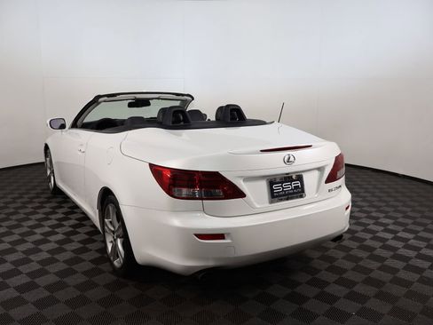 Used 2014 Lexus IS 250C 250 w/ Luxury Package image 15