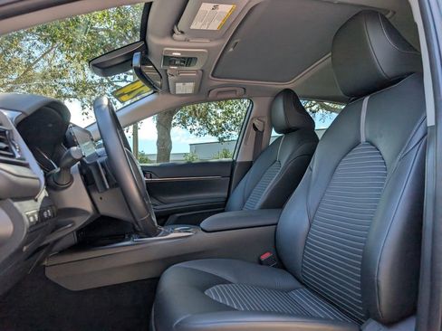 Used 2024 Toyota Camry SE w/ Audio Upgrade Package image 14