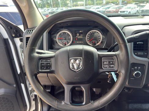 Used 2018 RAM 3500 Tradesman w/ Chrome Appearance Group AWD/4WD image 23