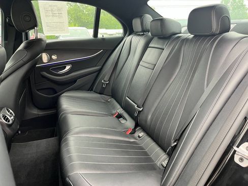 Used 2023 Mercedes-Benz E 350 4MATIC Sedan image 21
