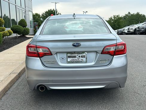 Used 2017 Subaru Legacy 2.5i Premium w/ Popular Package #1 AWD/4WD image 5