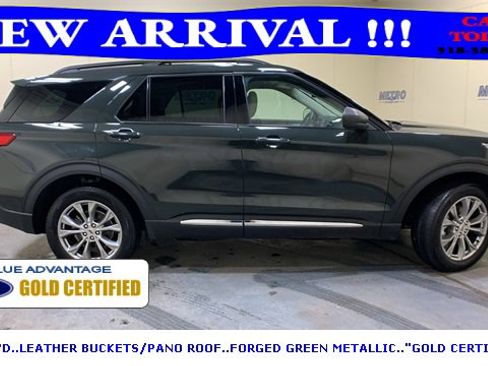 Certified 2022 Ford Explorer XLT w/ Equipment Group 202A image 3