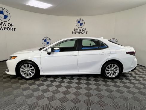 Used 2024 Toyota Camry LE AWD/4WD image 13