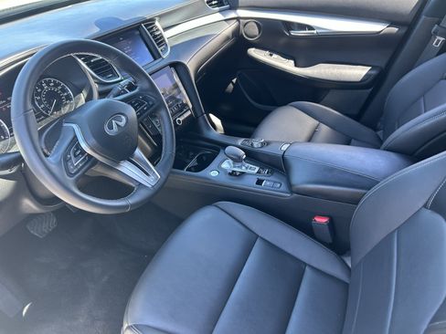 Used 2021 INFINITI QX50 Luxe w/ Appearance Package AWD/4WD image 26