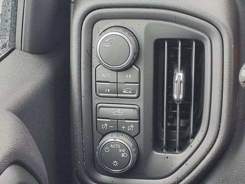 New 2026 Chevrolet Silverado 1500 Custom image 9