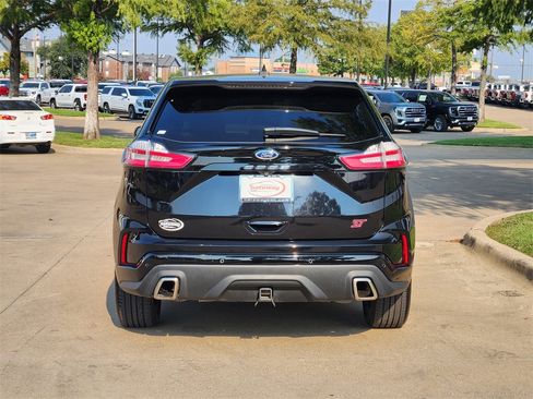 Used 2022 Ford Edge ST image 6
