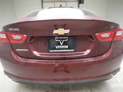 Used 2016 Chevrolet Malibu LT FWD image 3