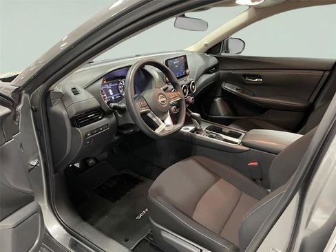 Used 2025 Nissan Sentra SV image 12