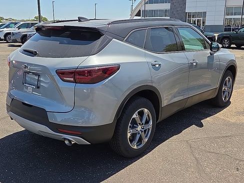 New 2026 Chevrolet Blazer LT w/ Convenience Package FWD image 4