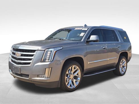 Used 2020 Cadillac Escalade Luxury RWD image 11