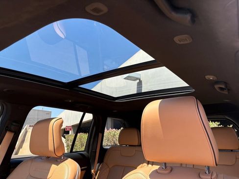 Used 2023 Jeep Grand Cherokee Summit w/ Adv Protech Group IV AWD/4WD image 10
