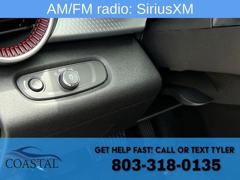 Used 2026 Chevrolet Trax RS w/ Sunroof Package FWD image 8