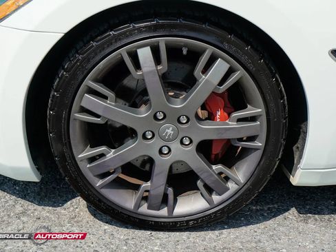 Used 2017 Maserati GranTurismo Sport RWD image 13