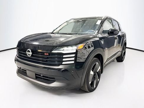 New 2026 Nissan Kicks SR image 1