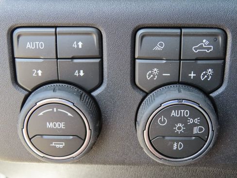 New 2026 Chevrolet Silverado 1500 RST AWD/4WD image 18