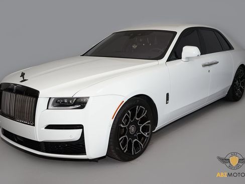 Used 2023 Rolls-Royce Ghost Black Badge image 3
