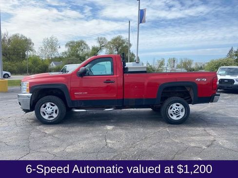 Used 2014 Chevrolet Silverado 2500 LT AWD/4WD image 4