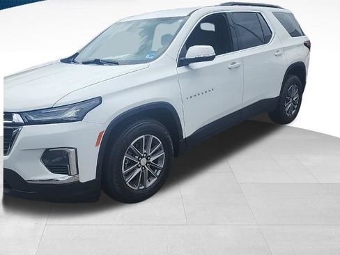 Used 2022 Chevrolet Traverse LT w/ LPO, Floor Liner Package AWD/4WD image 1
