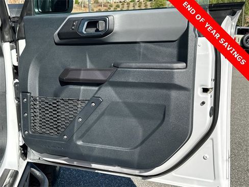 Certified 2024 Ford Bronco Black Diamond image 14