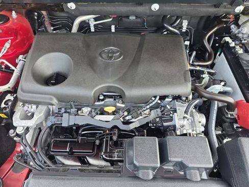 Certified 2025 Toyota RAV4 XLE FWD image 26