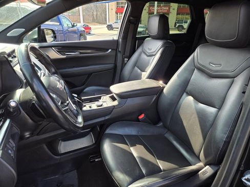 Used 2023 Cadillac XT5 Premium Luxury AWD/4WD image 10