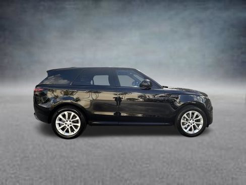Used 2025 Land Rover Range Rover Sport SE AWD/4WD image 8