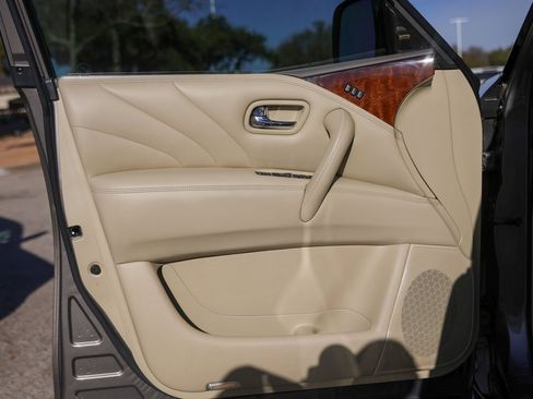 Used 2017 INFINITI QX80 4WD w/ Deluxe Technology Package image 27