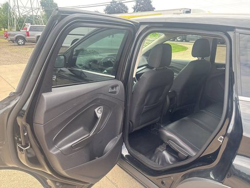 Used 2016 Ford Escape SE AWD/4WD image 14
