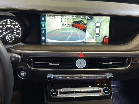 Used 2022 Genesis G90 5.0 Ultimate image 18