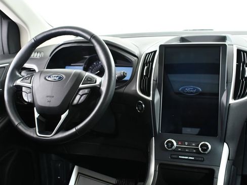 Used 2023 Ford Edge SEL w/ Convenience Package AWD/4WD image 8