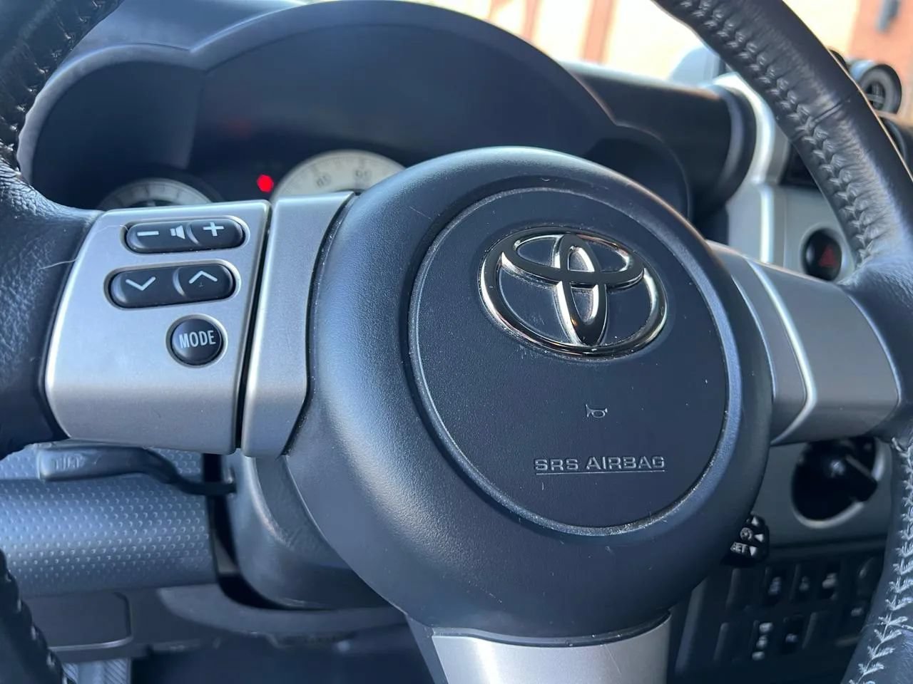 Used 2007 Toyota FJ Cruiser 4WD image 32