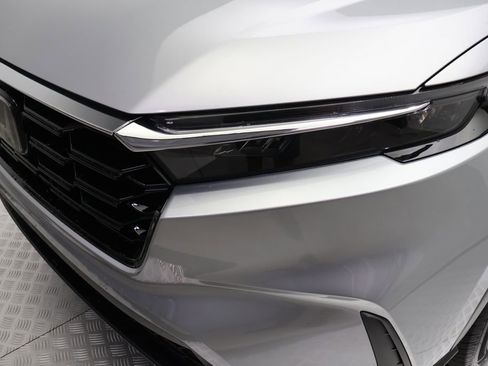Used 2026 Honda CR-V EX image 3