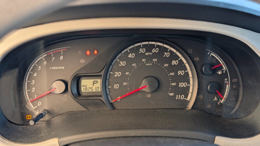 Used 2013 Toyota Sienna LE FWD image 19