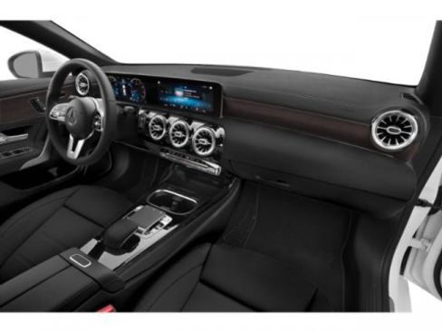 Used 2023 Mercedes-Benz CLA 250 4MATIC image 15
