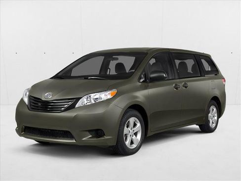Used 2014 Toyota Sienna XLE w/ XLE Premium Package AWD/4WD image 1