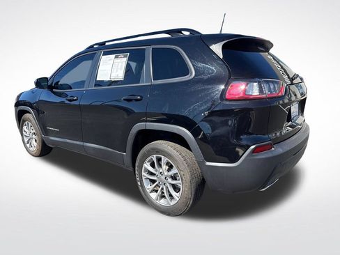 Used 2022 Jeep Cherokee Latitude Lux FWD image 3