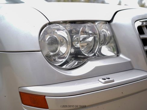 Used 2006 Chrysler 300 SRT8 w/ SRT Option Group II RWD image 44