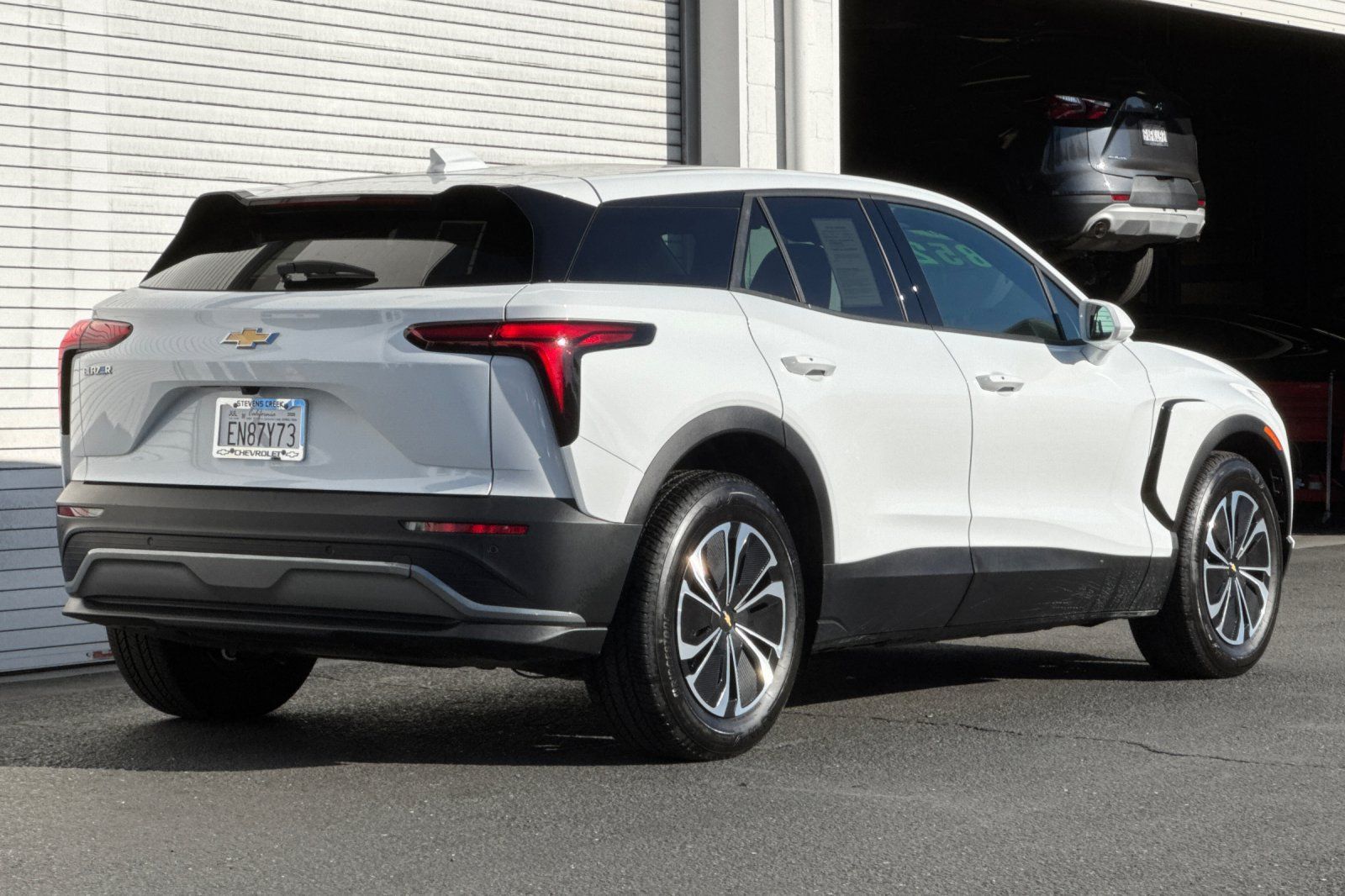 Used 2026 Chevrolet Blazer EV LT FWD image 5