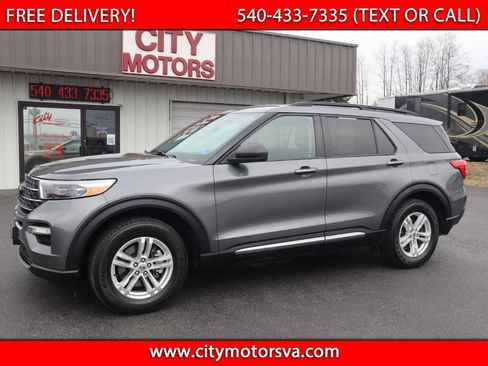 Used 2021 Ford Explorer XLT w/ Equipment Group 202A image 1