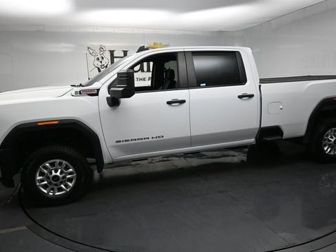 Used 2024 GMC Sierra 2500 Pro w/ Convenience Package AWD/4WD image 1