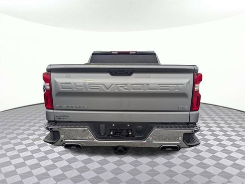 Used 2023 Chevrolet Silverado 1500 LTZ w/ Z71 Off-Road Package image 4