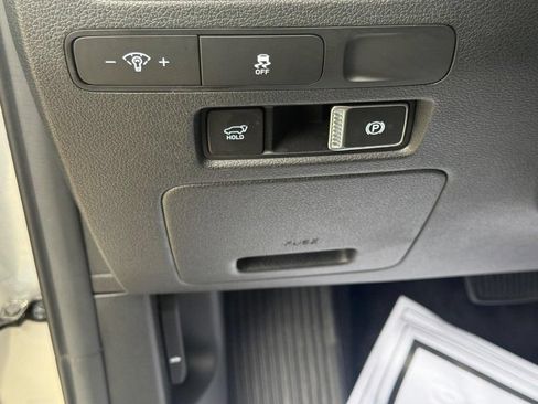 Used 2024 Hyundai Palisade SEL FWD image 25