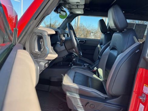Used 2024 Ford Bronco Wildtrak image 14