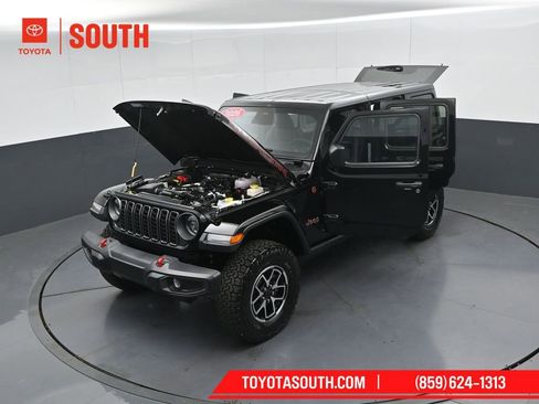 Used 2026 Jeep Wrangler Unlimited Rubicon AWD/4WD image 50