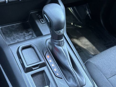Used 2023 Chevrolet Colorado W/T RWD image 19