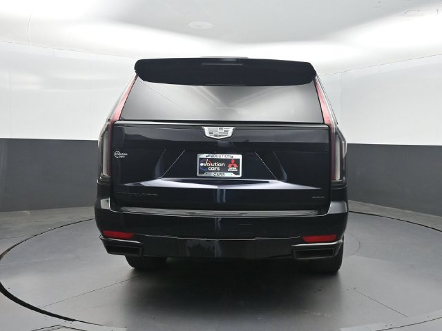 Used 2022 Cadillac Escalade ESV Sport w/ LPO, ONYX Package AWD/4WD image 37
